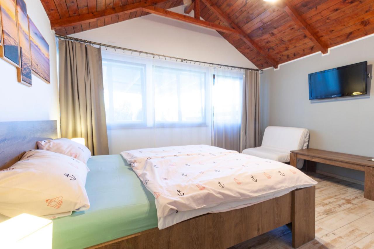 Casa Ana Hotel Vama Veche Kültér fotó